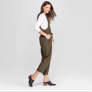 Universal Thread Woven Mule Size 8